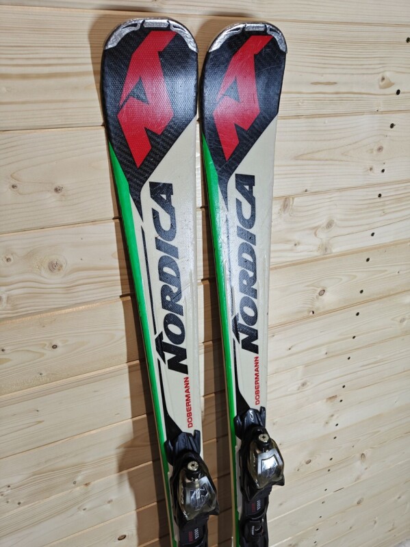 LYŽE NORDICA DOBERMANN SPITFIRE CA RTX 152CM